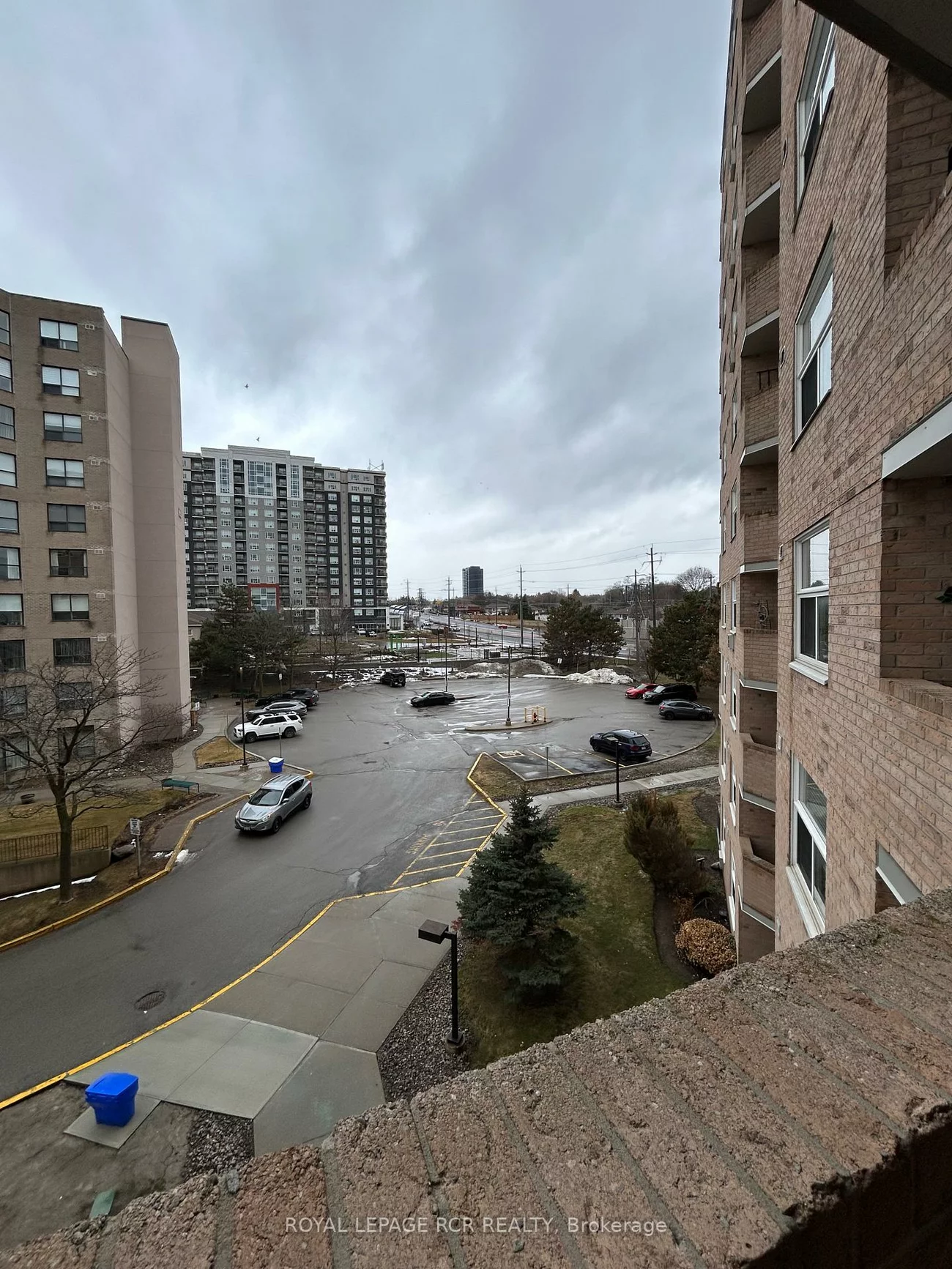 260, Davis, Central Newmarket, Newmarket