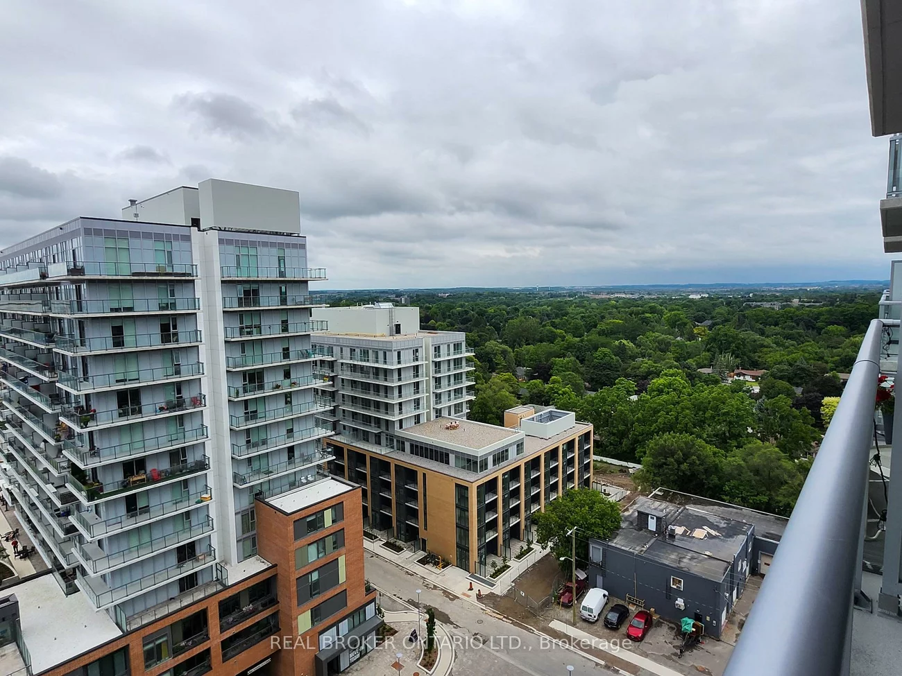 185, Deerfield, Central Newmarket, Newmarket