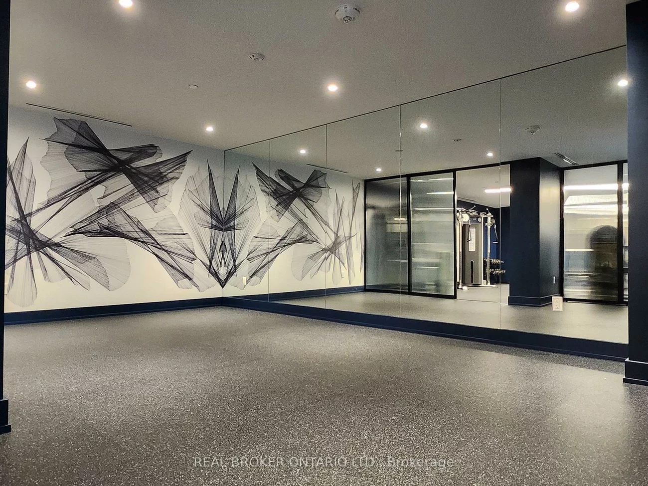 185, Deerfield, Central Newmarket, Newmarket