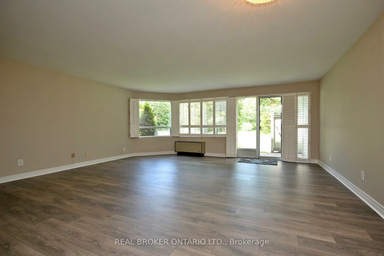 155, Main, Bristol-London, Newmarket