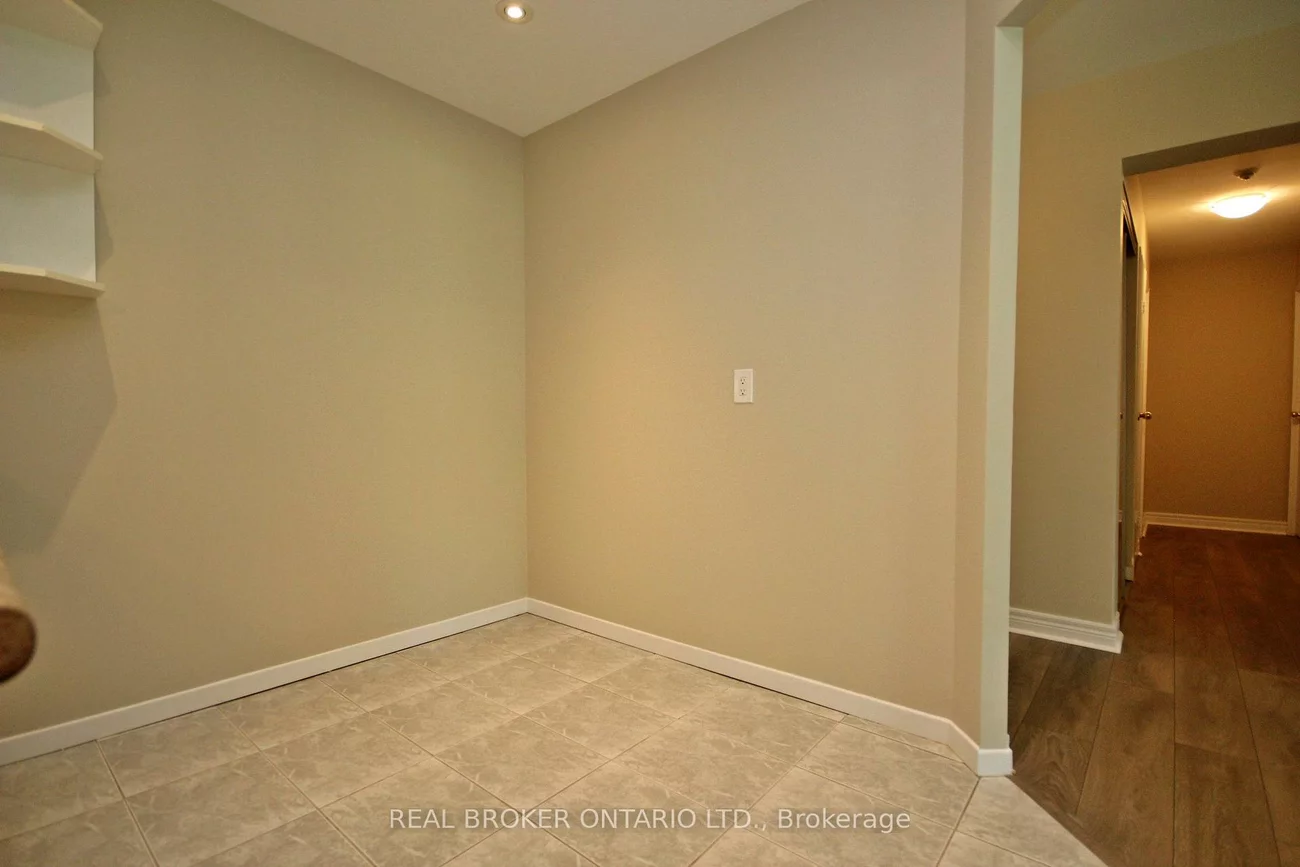 155, Main, Bristol-London, Newmarket