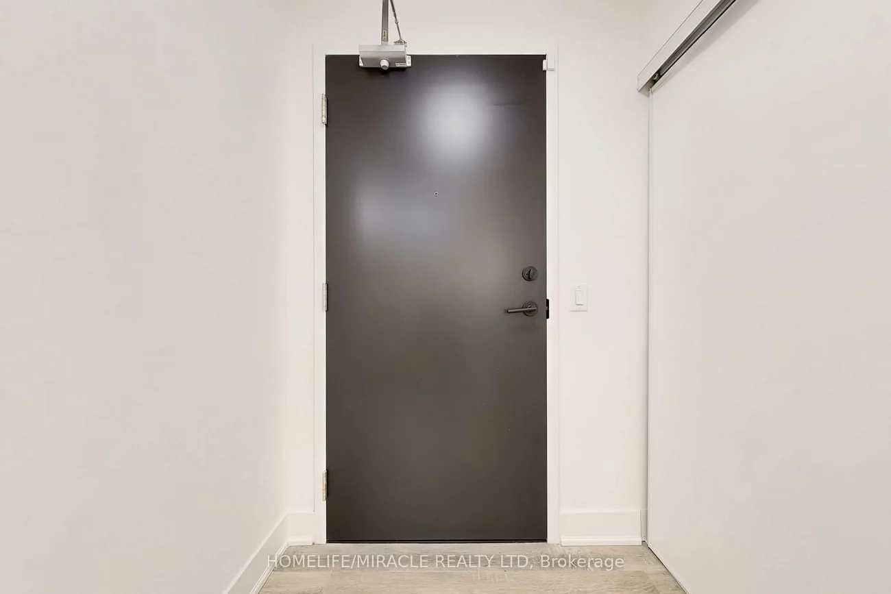 185, Deerfield, Central Newmarket, Newmarket