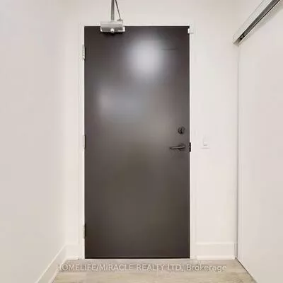 185, Deerfield, Central Newmarket, Newmarket