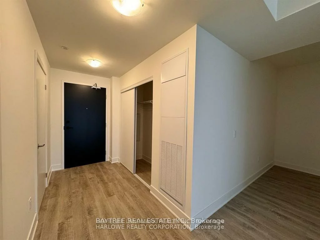 185, Deerfield, Central Newmarket, Newmarket