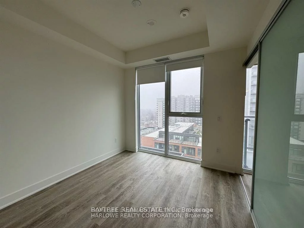 185, Deerfield, Central Newmarket, Newmarket