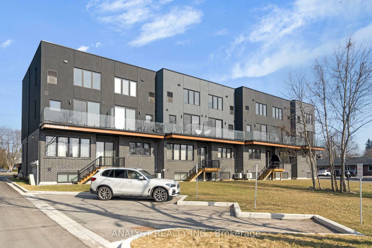 59, Charles, Central Newmarket, Newmarket