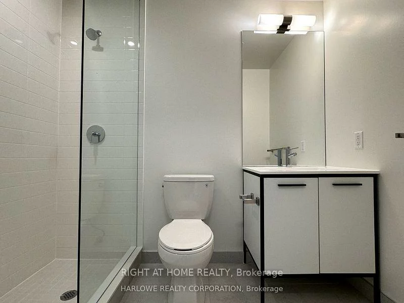 185, Deerfield, Central Newmarket, Newmarket