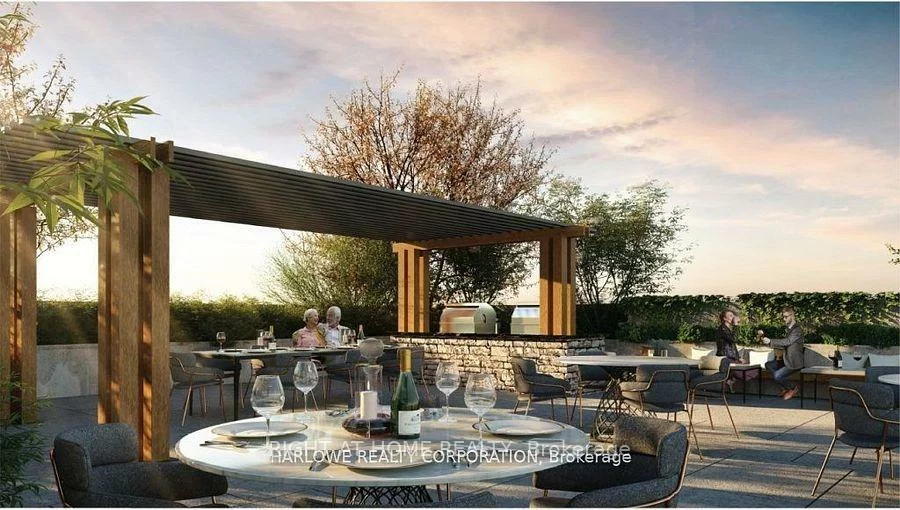 185, Deerfield, Central Newmarket, Newmarket