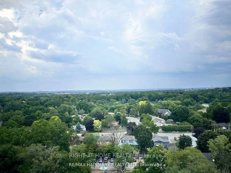 185, Deerfield, Central Newmarket, Newmarket