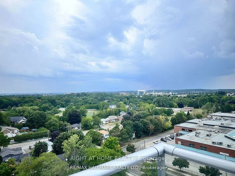 185, Deerfield, Central Newmarket, Newmarket