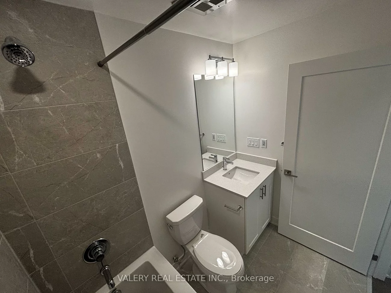 705, Davis, Huron Heights-Leslie Valley, Newmarket