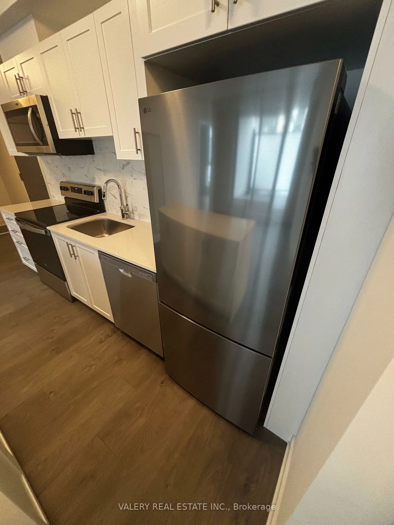 705, Davis, Huron Heights-Leslie Valley, Newmarket