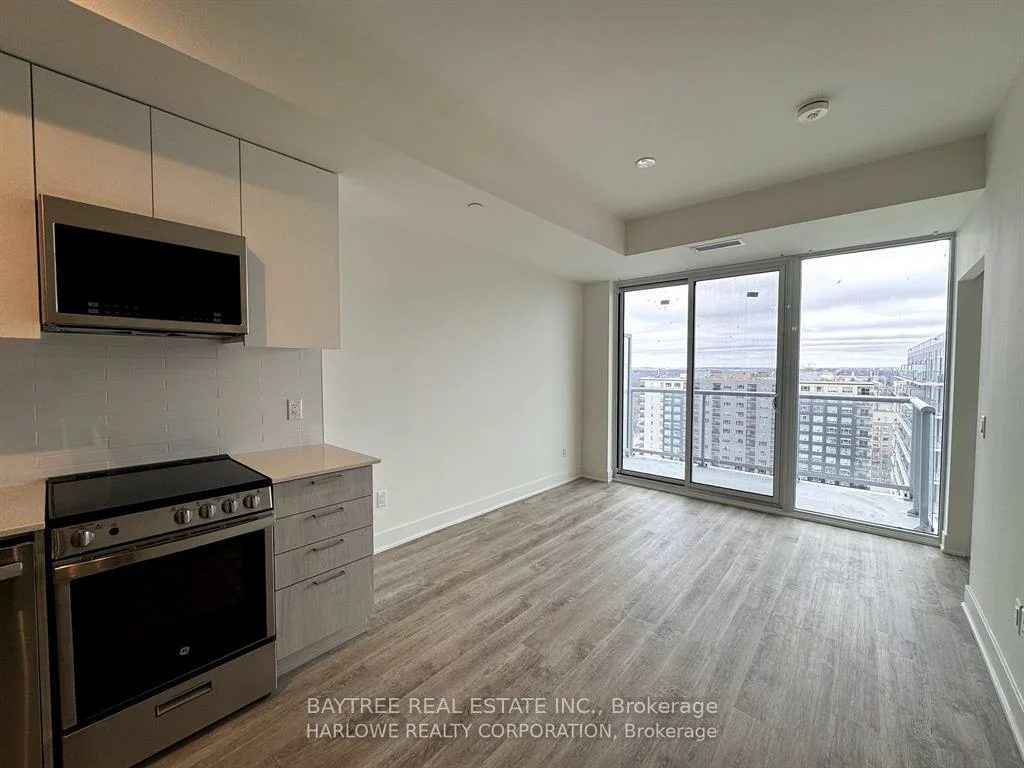 185, Deerfield, Central Newmarket, Newmarket