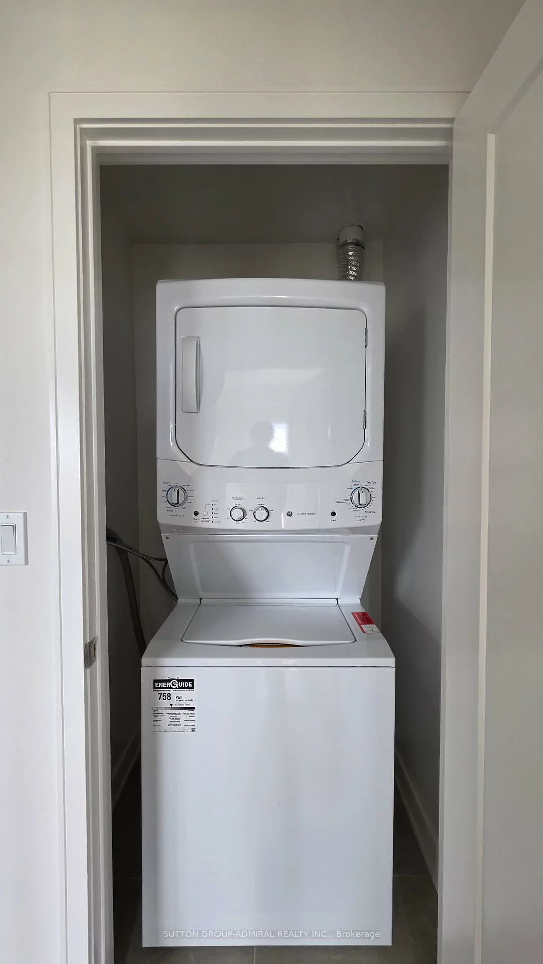 715, Davis, Huron Heights-Leslie Valley, Newmarket