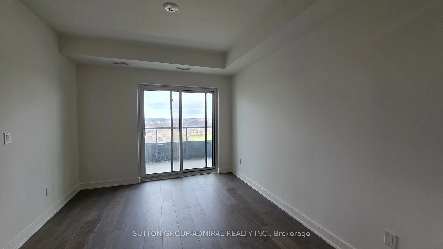 715, Davis, Huron Heights-Leslie Valley, Newmarket