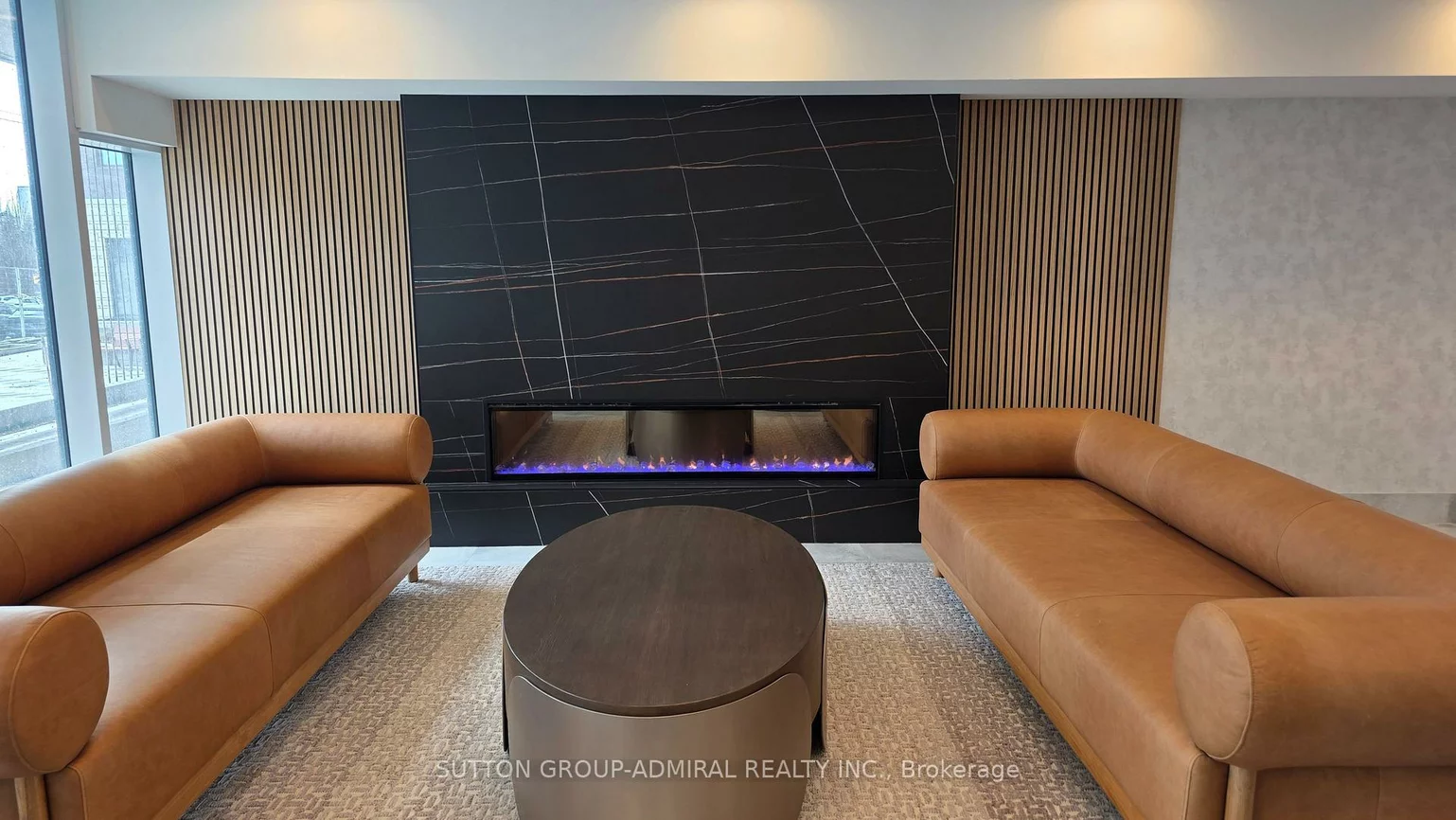 715, Davis, Huron Heights-Leslie Valley, Newmarket