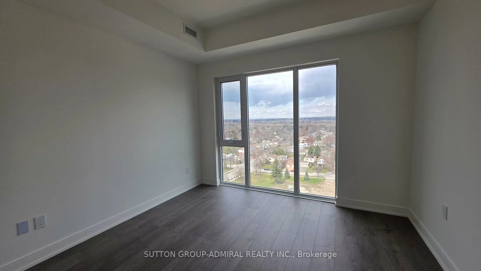 715, Davis, Huron Heights-Leslie Valley, Newmarket