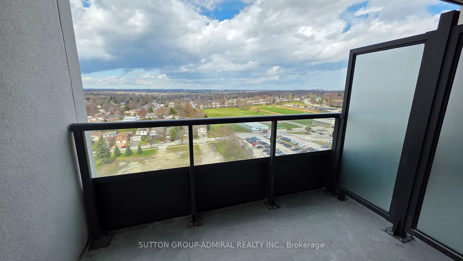 715, Davis, Huron Heights-Leslie Valley, Newmarket