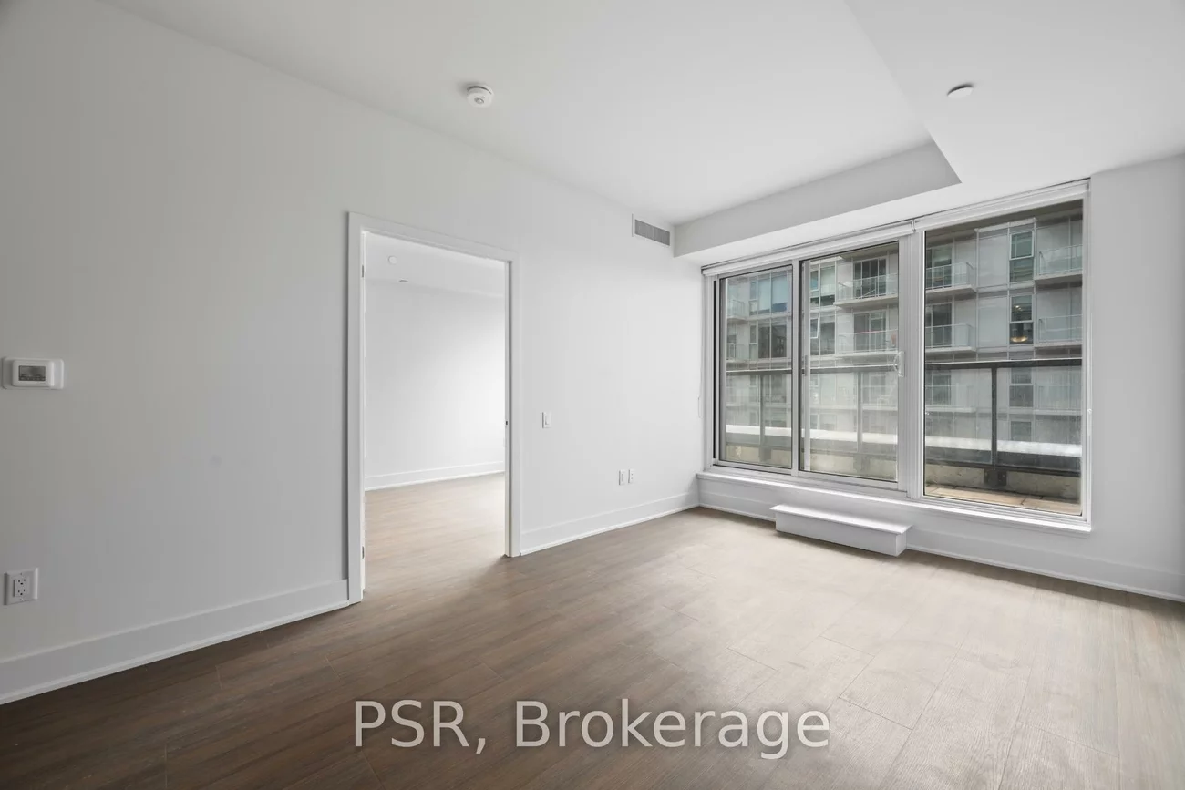 195, Deerfield, Central Newmarket, Newmarket