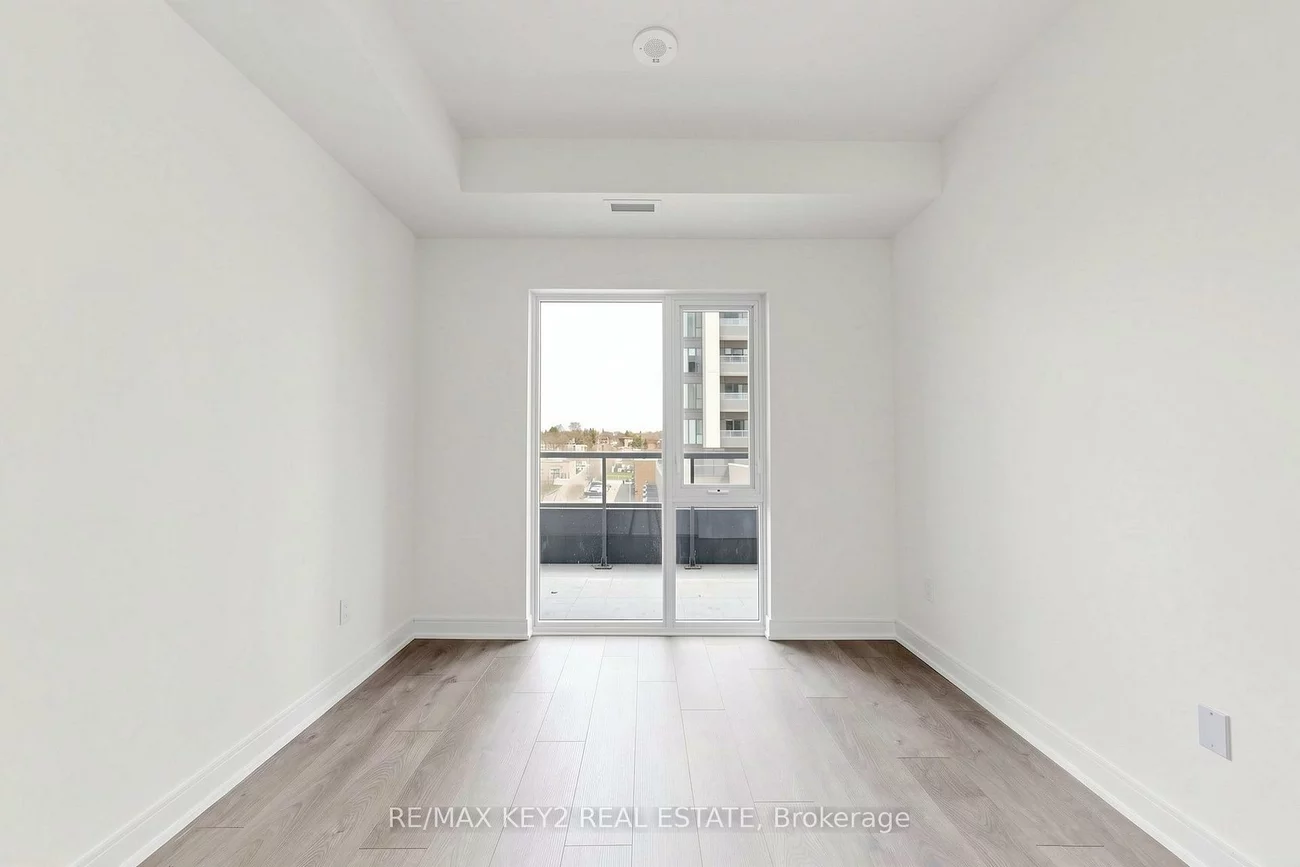 705, Davis, Huron Heights-Leslie Valley, Newmarket