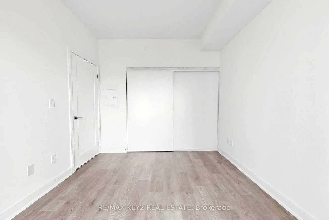 705, Davis, Huron Heights-Leslie Valley, Newmarket