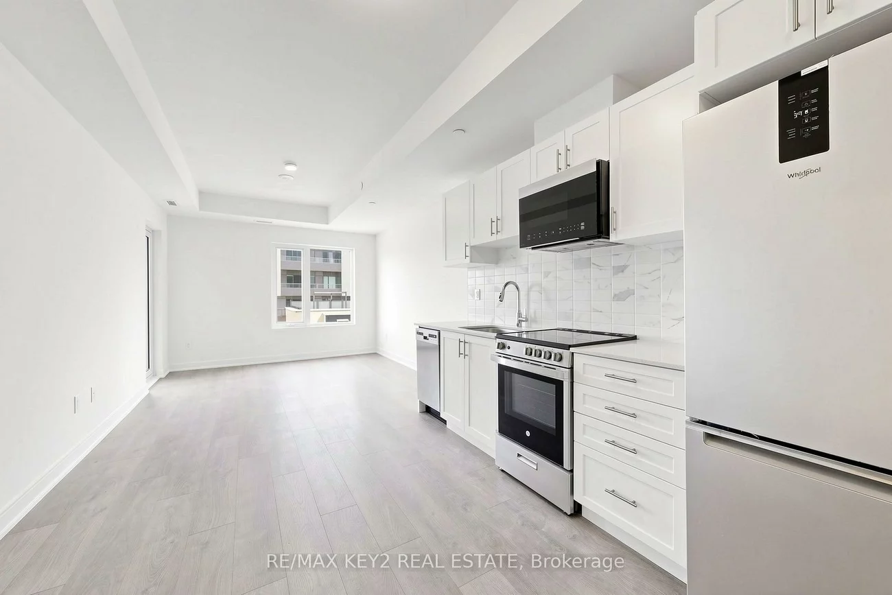 705, Davis, Huron Heights-Leslie Valley, Newmarket