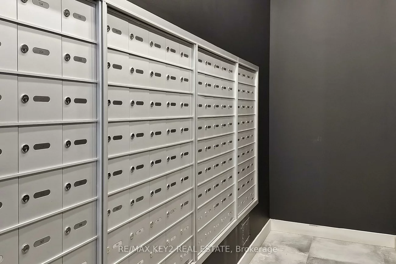 705, Davis, Huron Heights-Leslie Valley, Newmarket