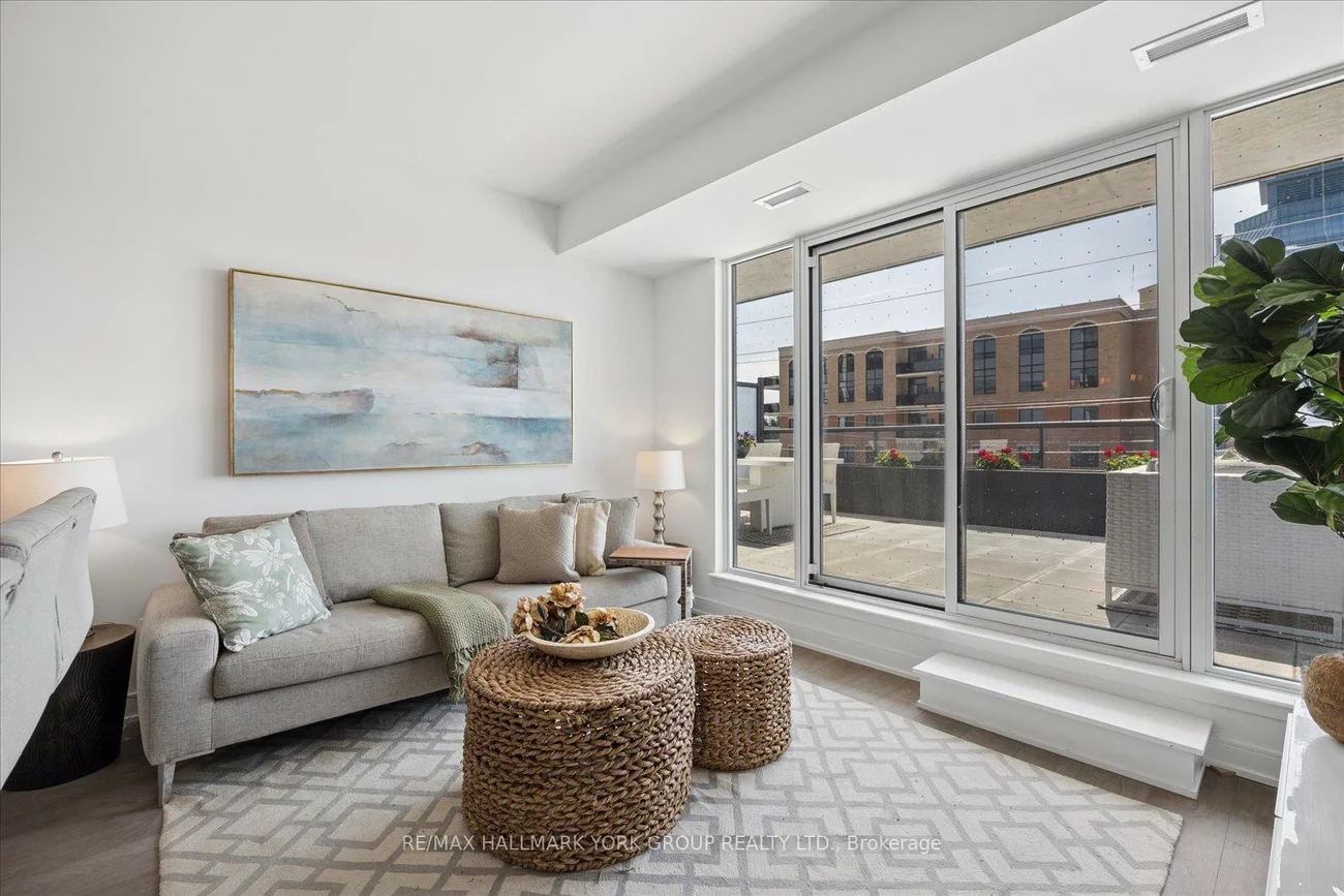705, Davis, Huron Heights-Leslie Valley, Newmarket