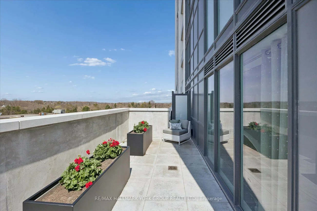 705, Davis, Huron Heights-Leslie Valley, Newmarket