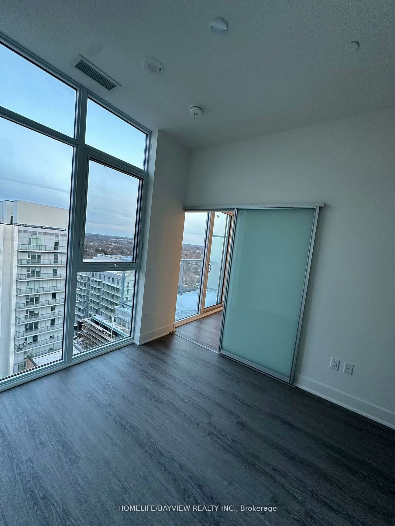 185, Deerfield, Central Newmarket, Newmarket