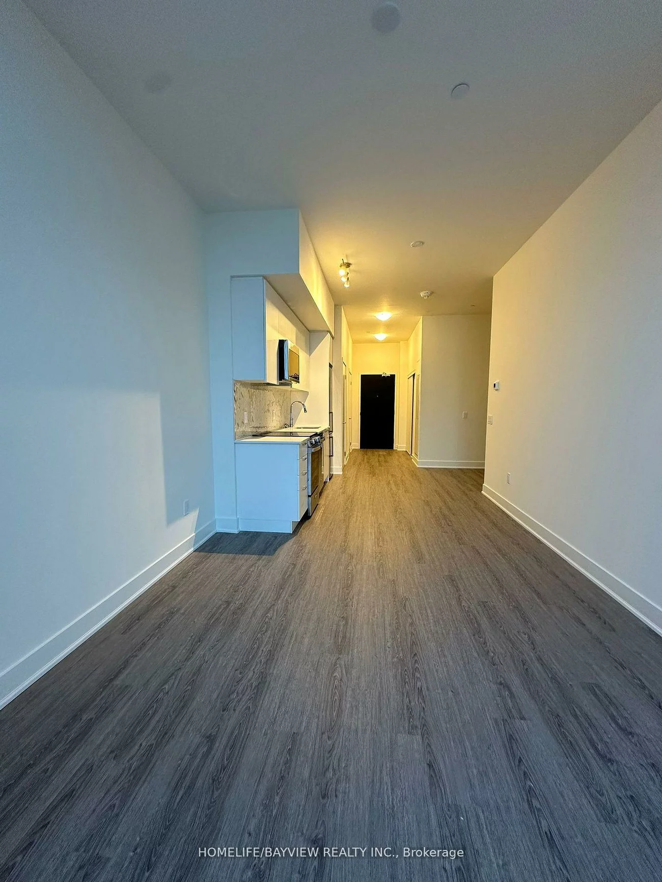 185, Deerfield, Central Newmarket, Newmarket