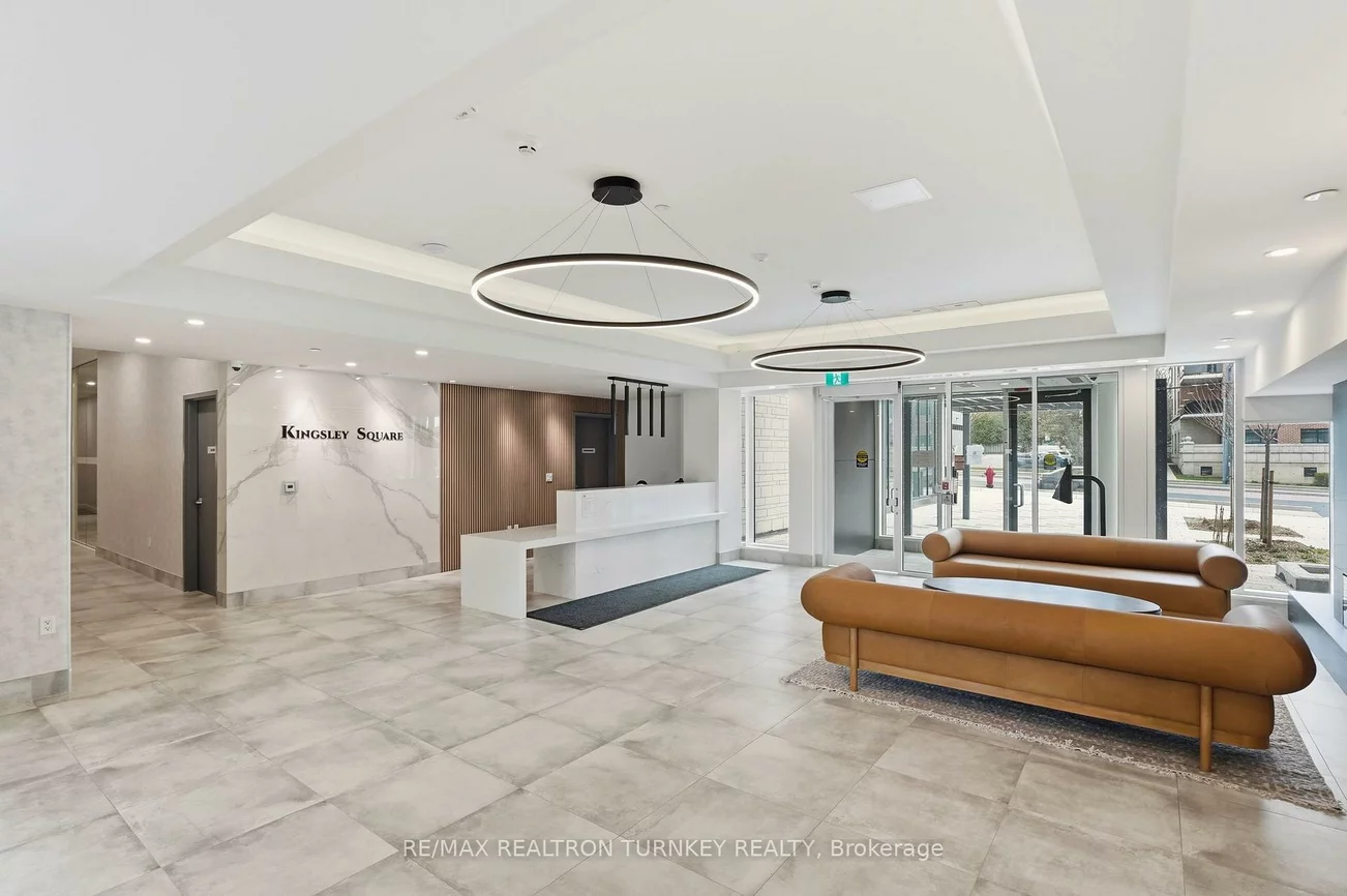 705, Davis, Huron Heights-Leslie Valley, Newmarket