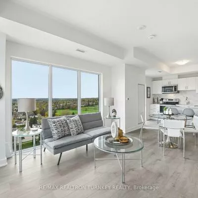 705, Davis, Huron Heights-Leslie Valley, Newmarket