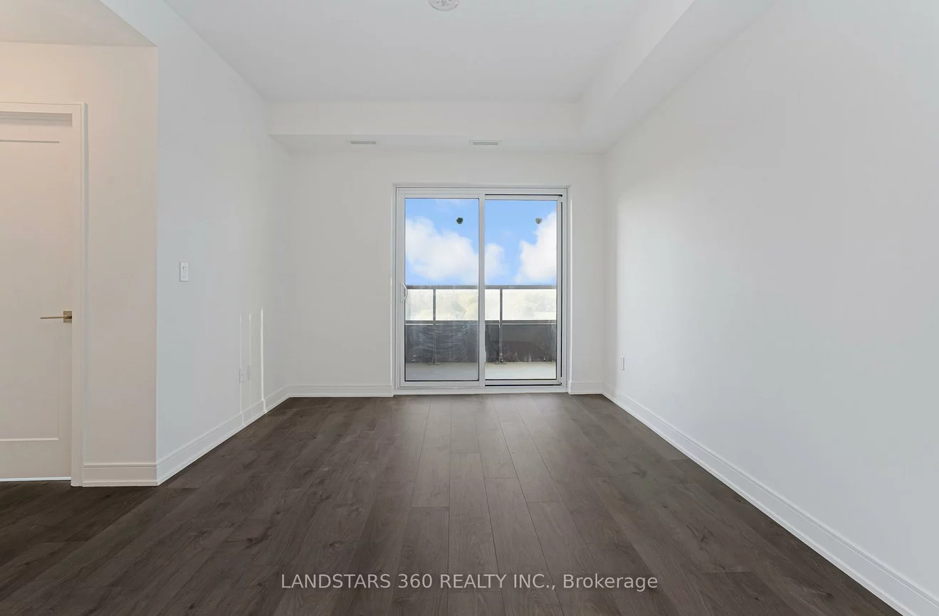 715, Davis, Huron Heights-Leslie Valley, Newmarket