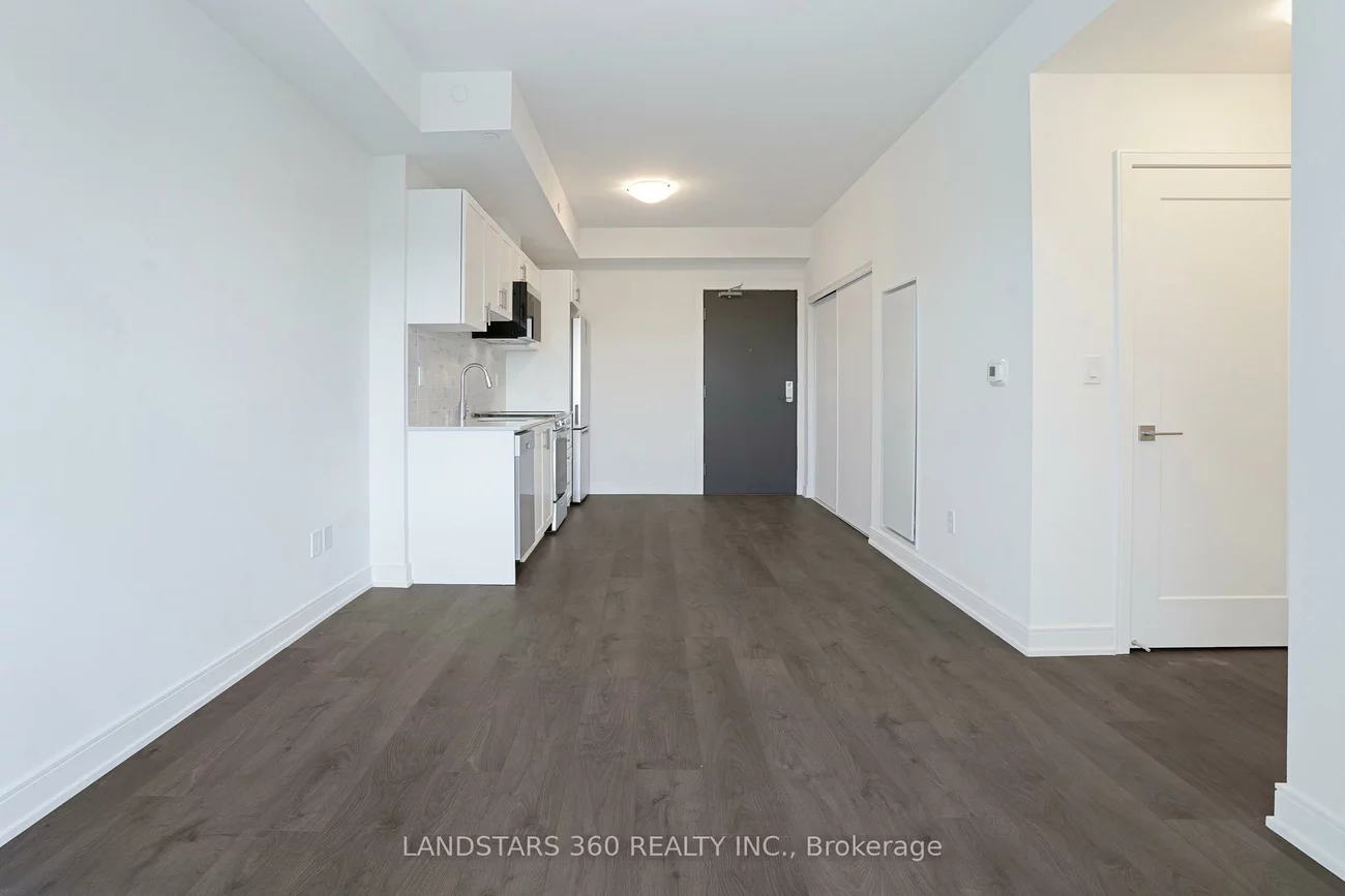 715, Davis, Huron Heights-Leslie Valley, Newmarket