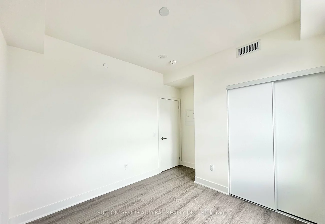185, Deerfield, Central Newmarket, Newmarket