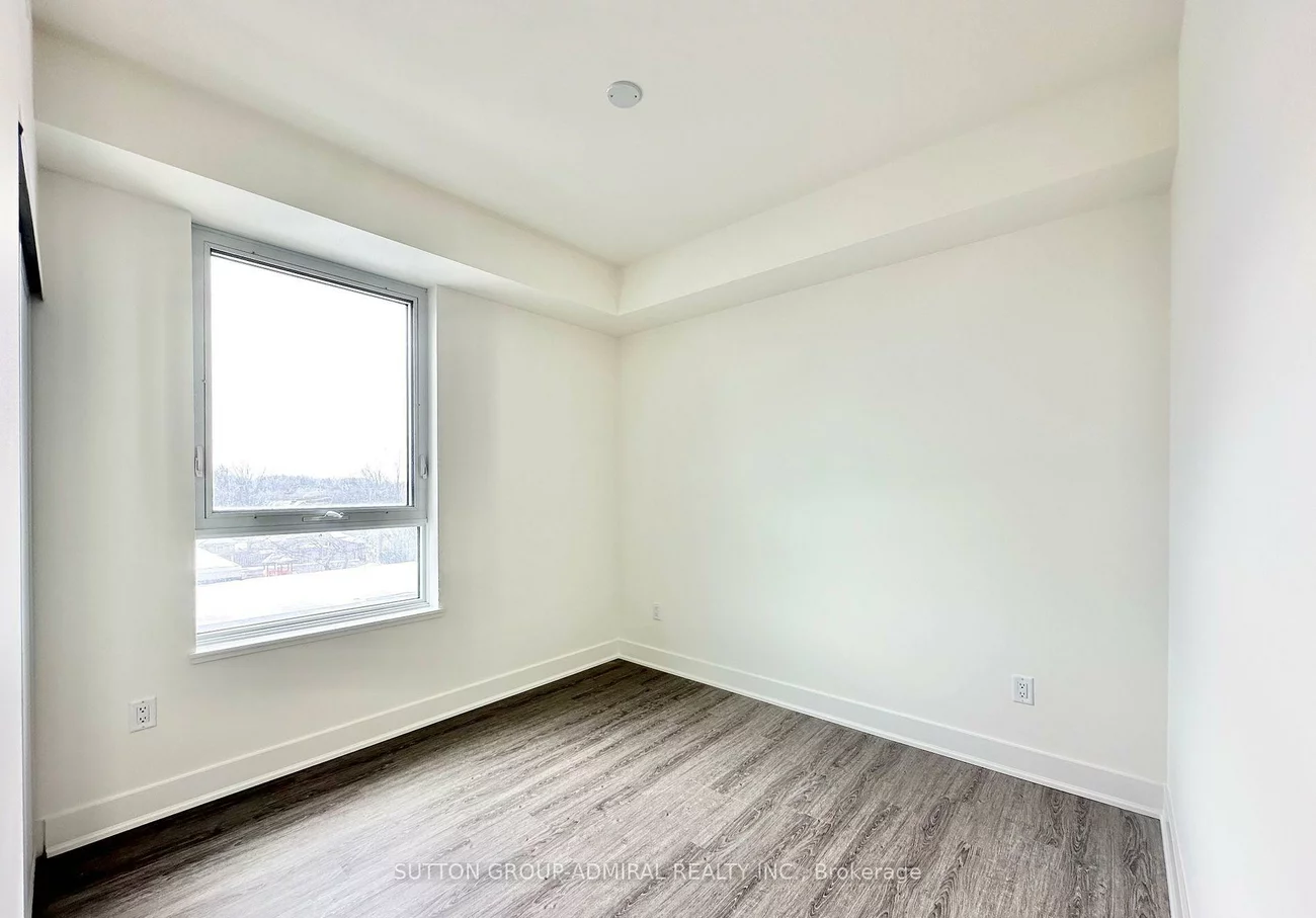 185, Deerfield, Central Newmarket, Newmarket