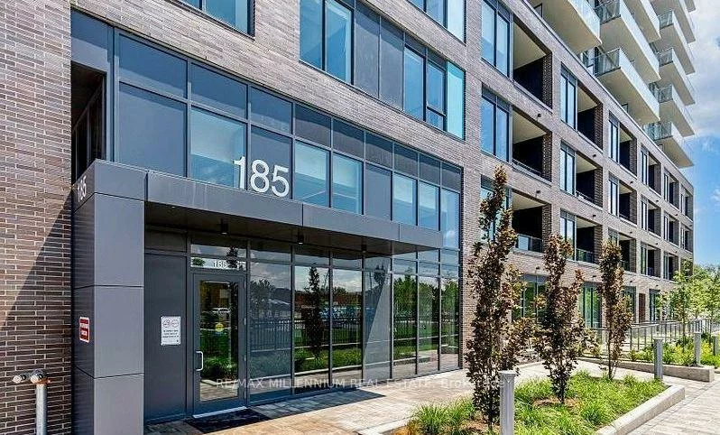 185, Deerfield, Central Newmarket, Newmarket