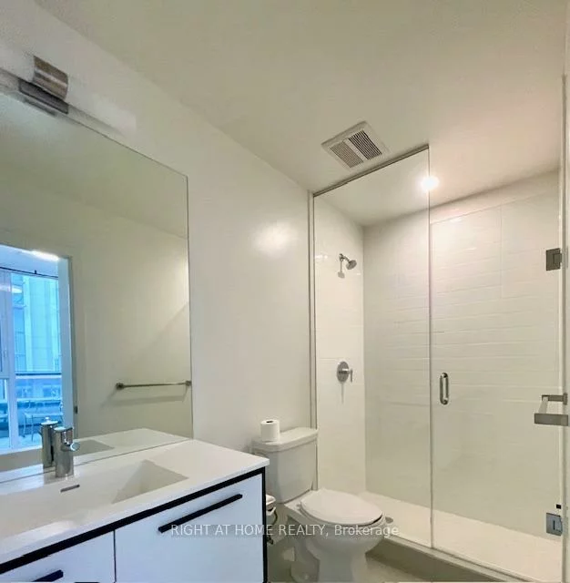 185, Deerfield, Central Newmarket, Newmarket
