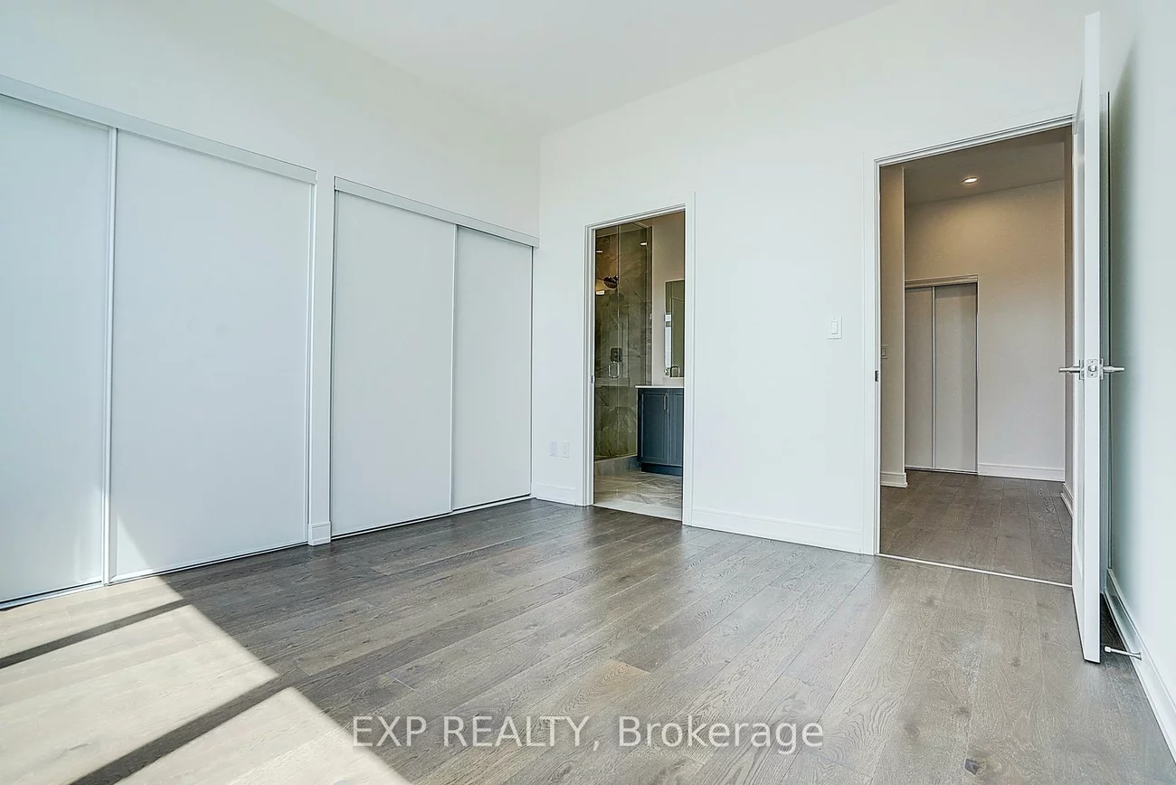 715, Davis, Huron Heights-Leslie Valley, Newmarket