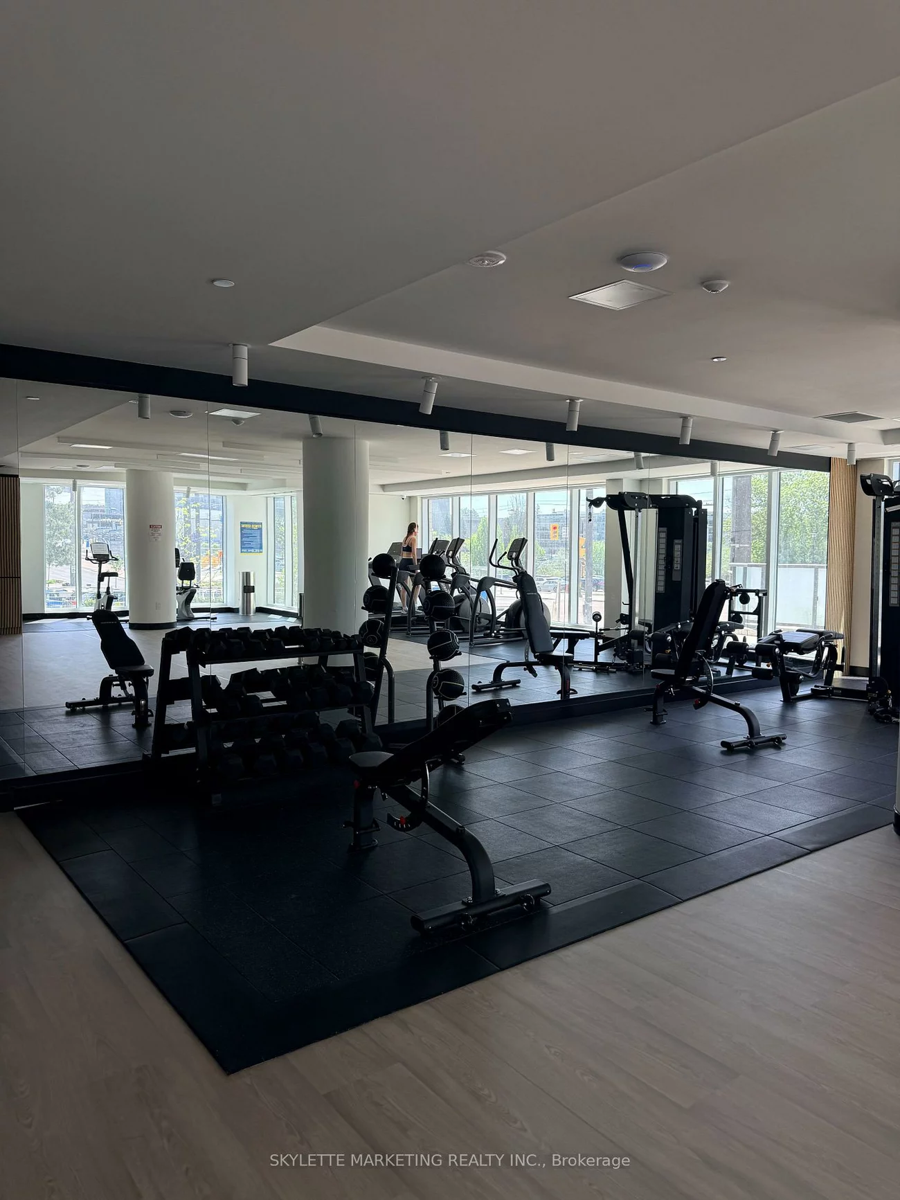 705, Davis, Huron Heights-Leslie Valley, Newmarket