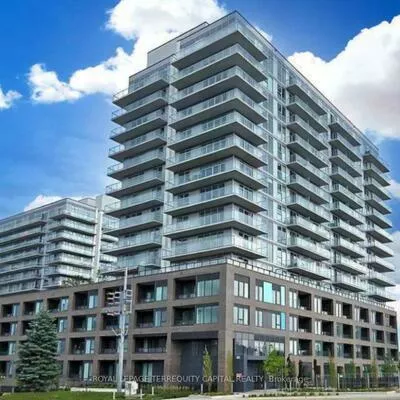 185, Deerfield, Central Newmarket, Newmarket