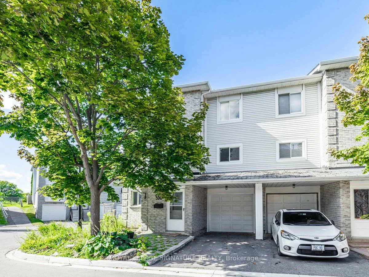 100, William Curtis, Gorham-College Manor, Newmarket