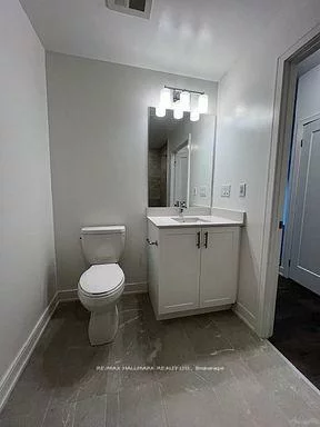 705, Davis, Huron Heights-Leslie Valley, Newmarket
