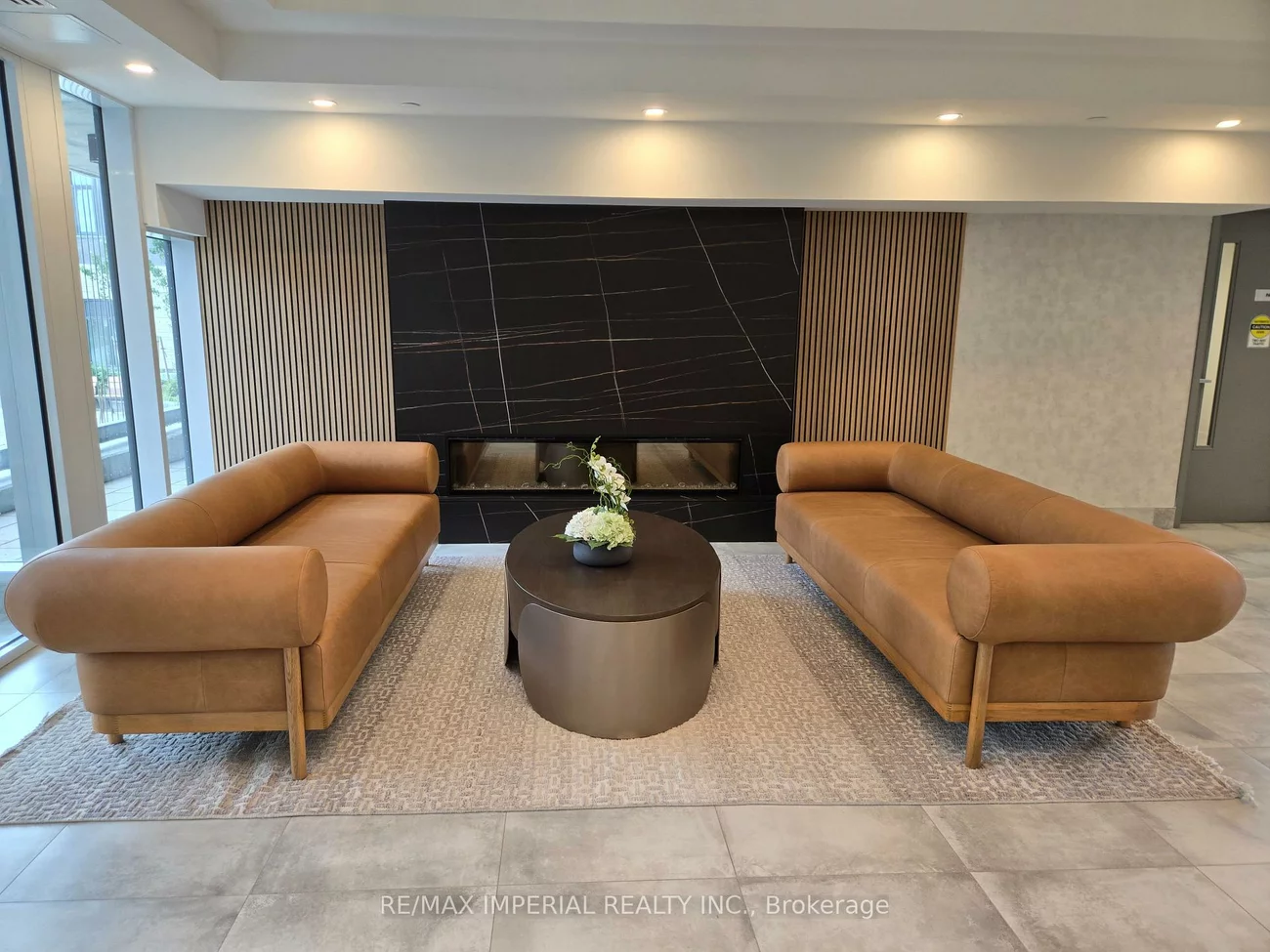 715, Davis, Huron Heights-Leslie Valley, Newmarket