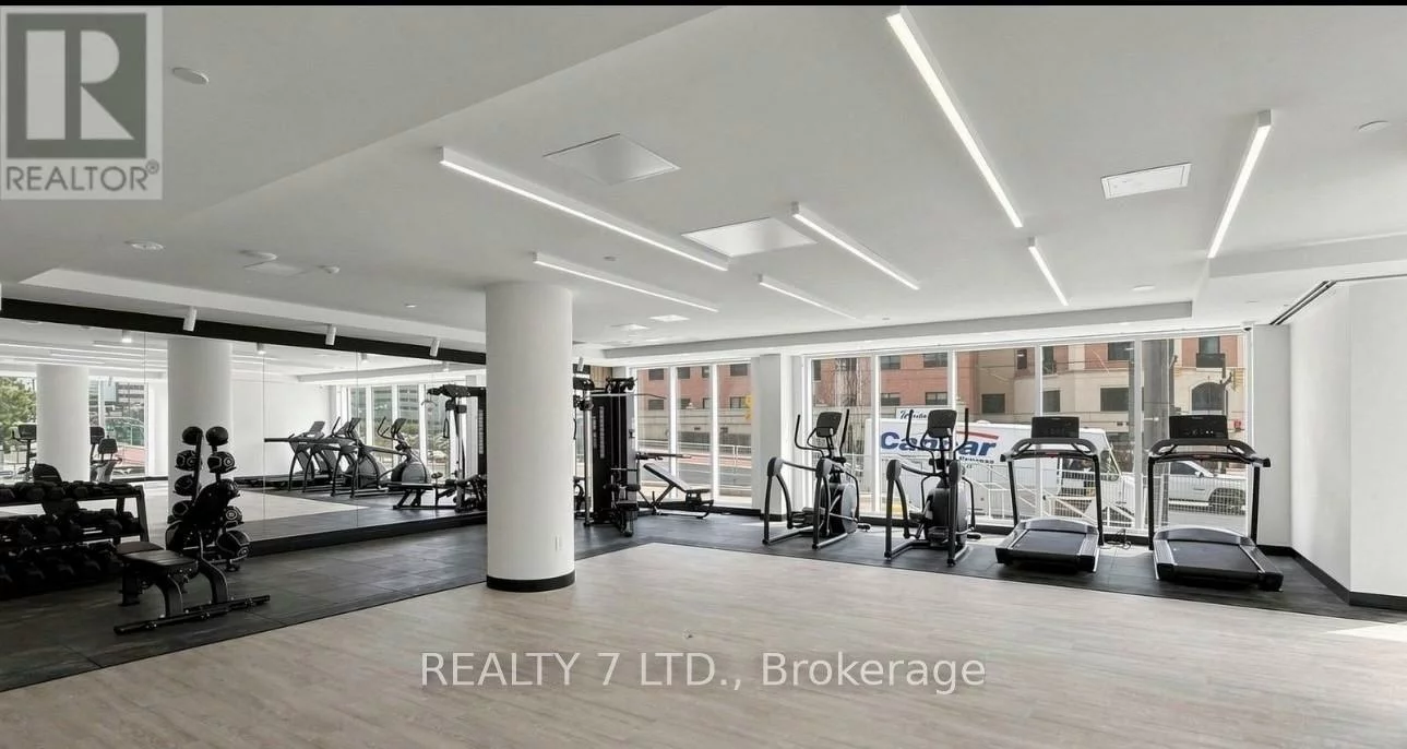 705, Davis, Huron Heights-Leslie Valley, Newmarket