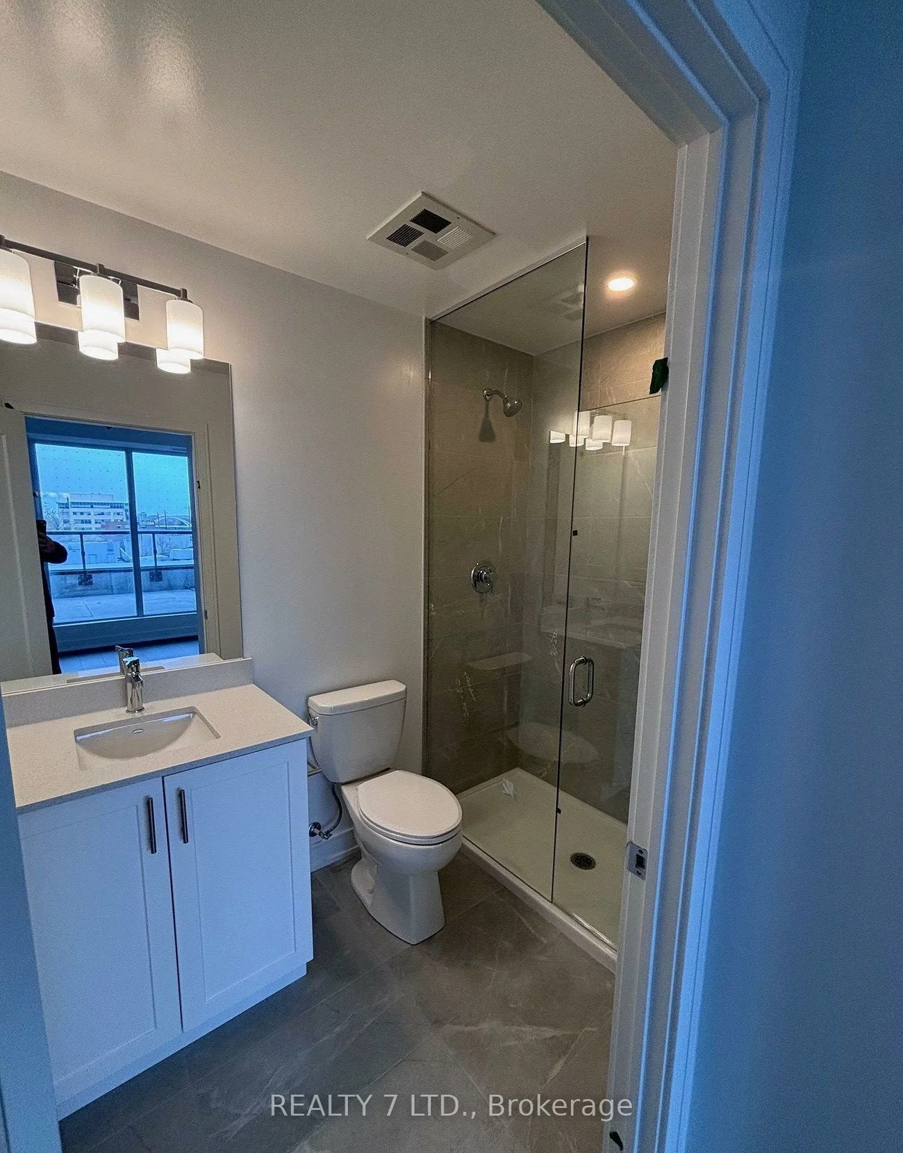 705, Davis, Huron Heights-Leslie Valley, Newmarket