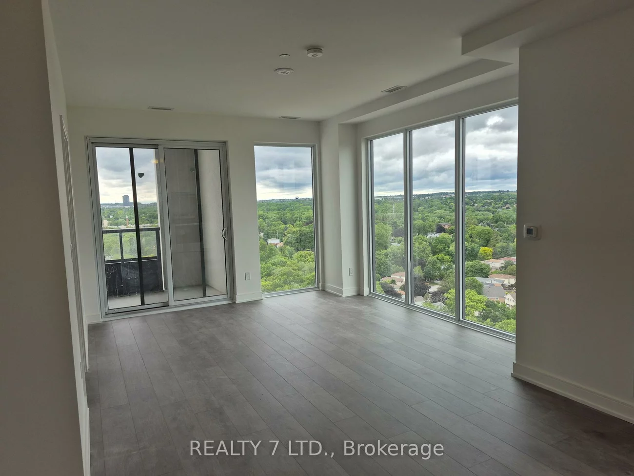 705, Davis, Huron Heights-Leslie Valley, Newmarket