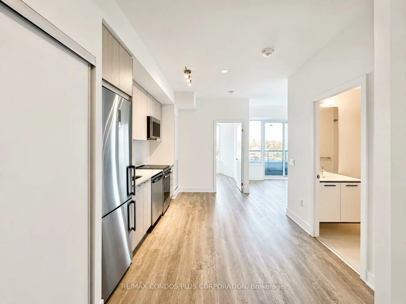 185, Deerfield, Central Newmarket, Newmarket