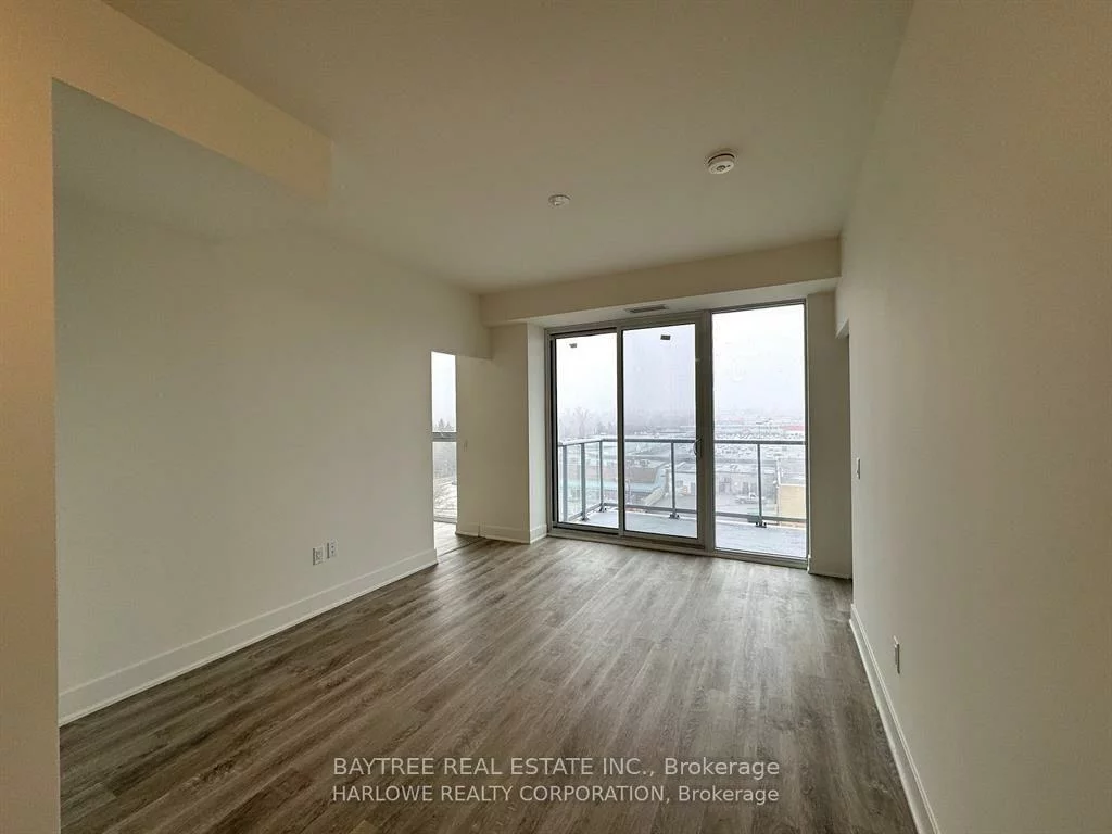 185, Deerfield, Central Newmarket, Newmarket